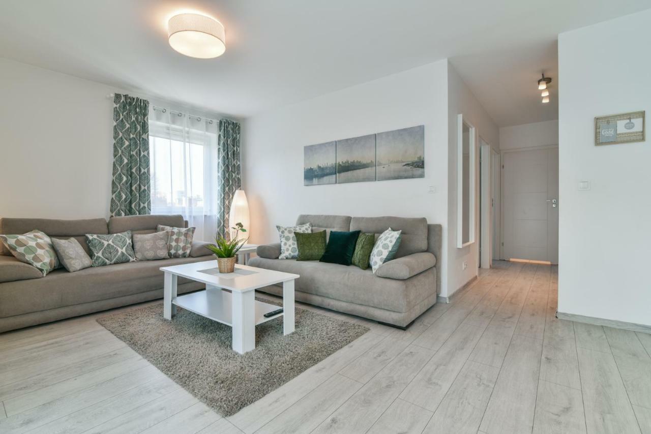 Ltc Apartments Malczewskiego Centrum Gdańsk Exteriör bild