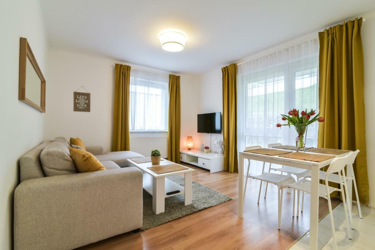 Ltc Apartments Malczewskiego Centrum Gdańsk Exteriör bild