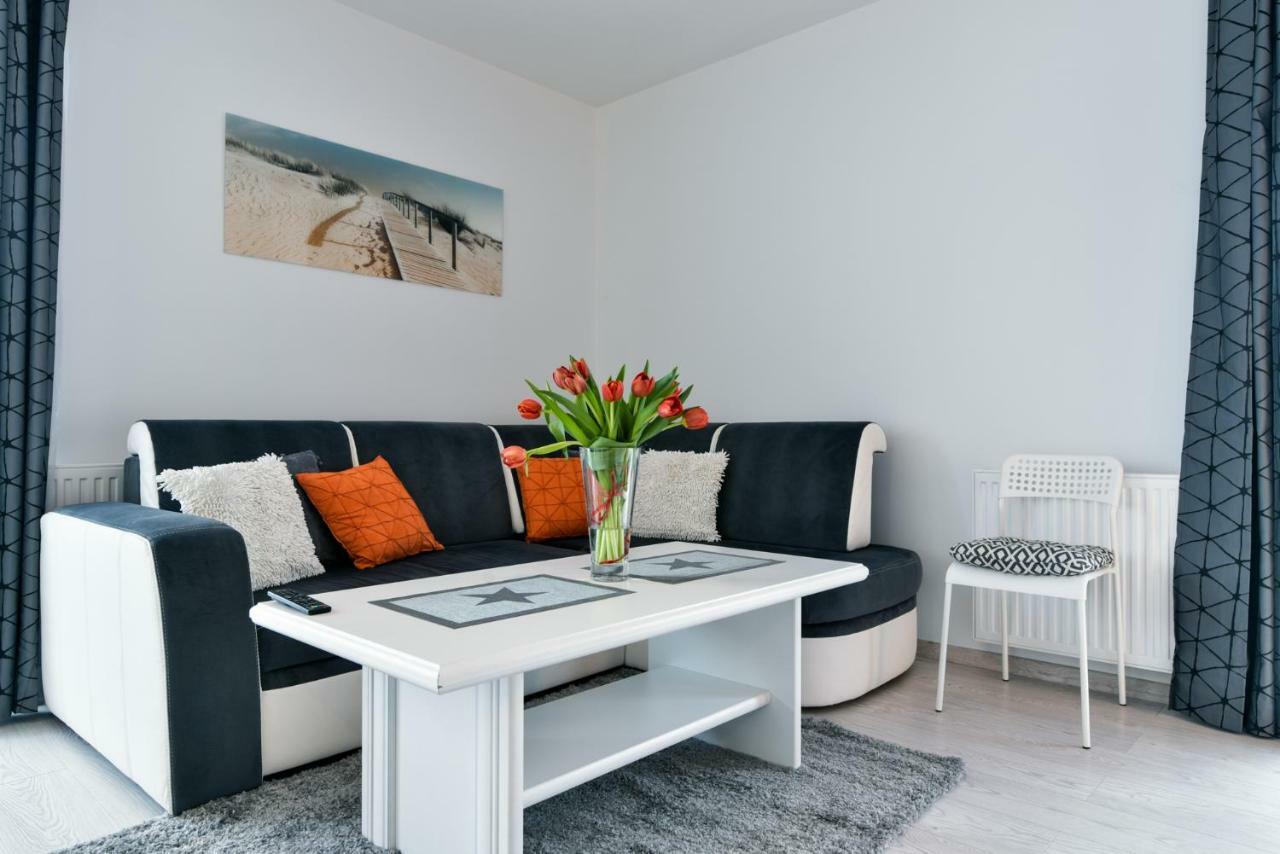 Ltc Apartments Malczewskiego Centrum Gdańsk Exteriör bild