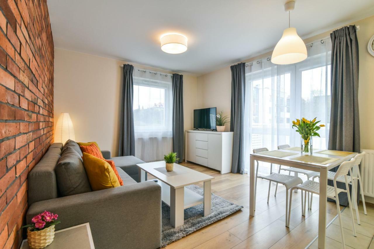 Ltc Apartments Malczewskiego Centrum Gdańsk Exteriör bild